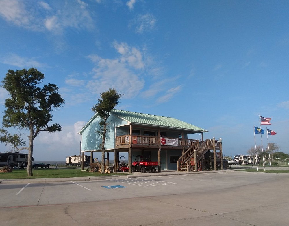 Cedar Cove RV Resort