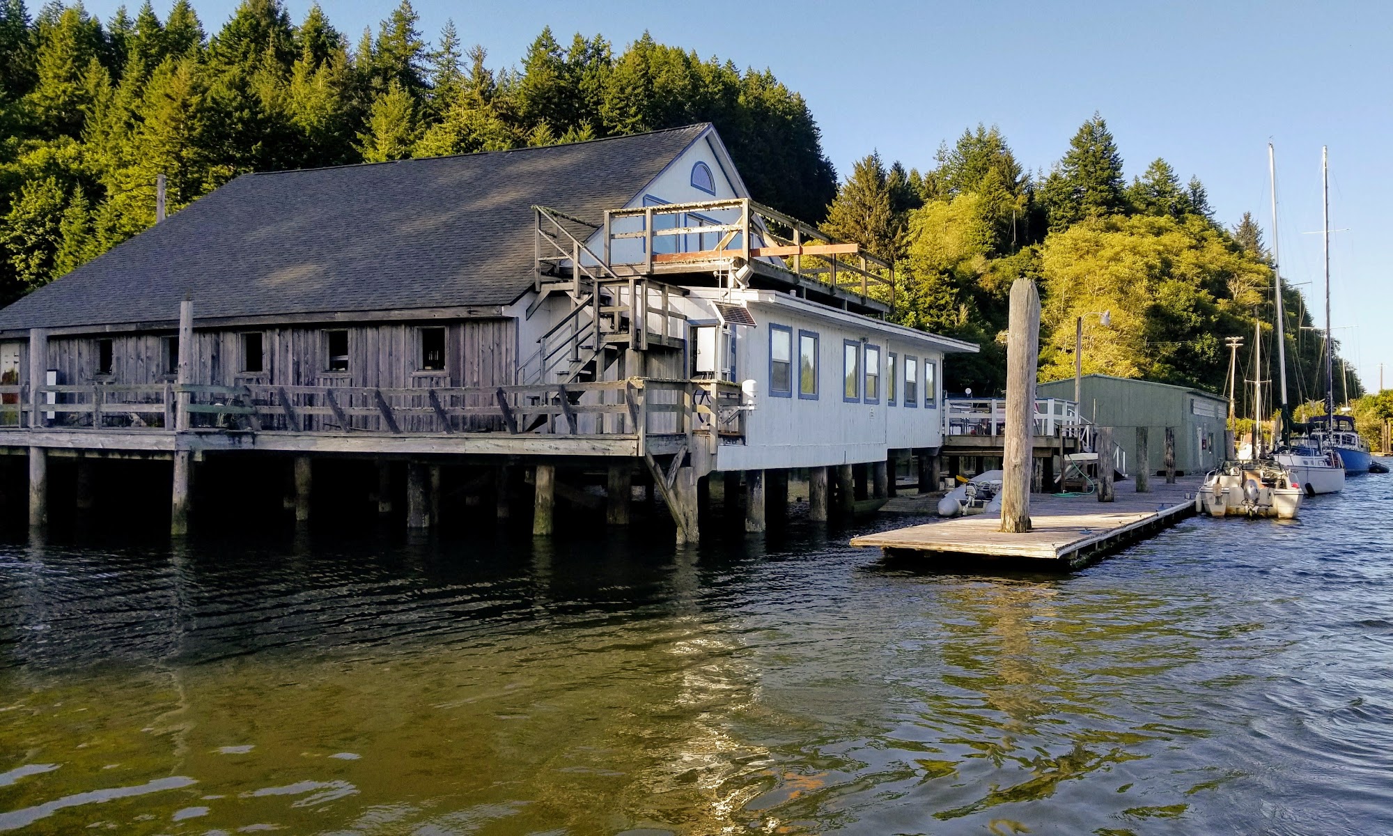 Siuslaw Marina & River RV Park