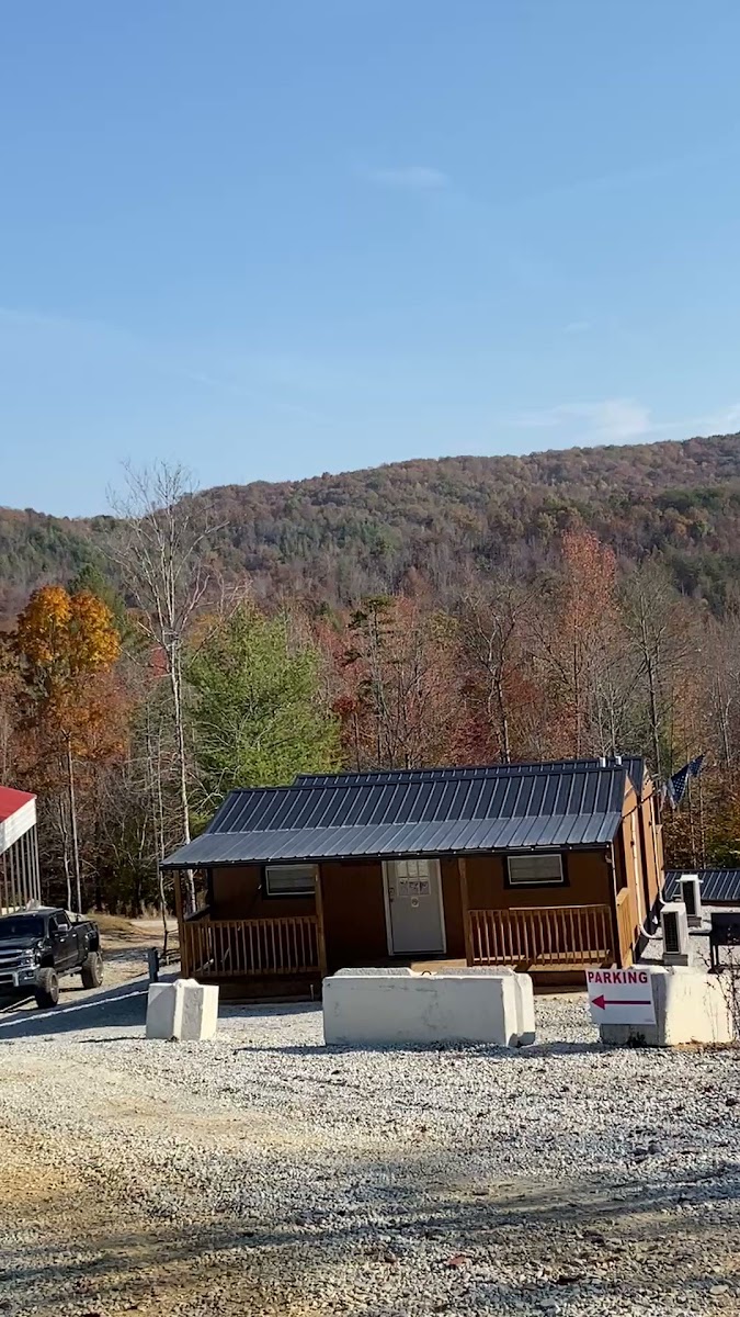 WILDCAT CABIN'S NEAR BRIMSTONE AND TWRA