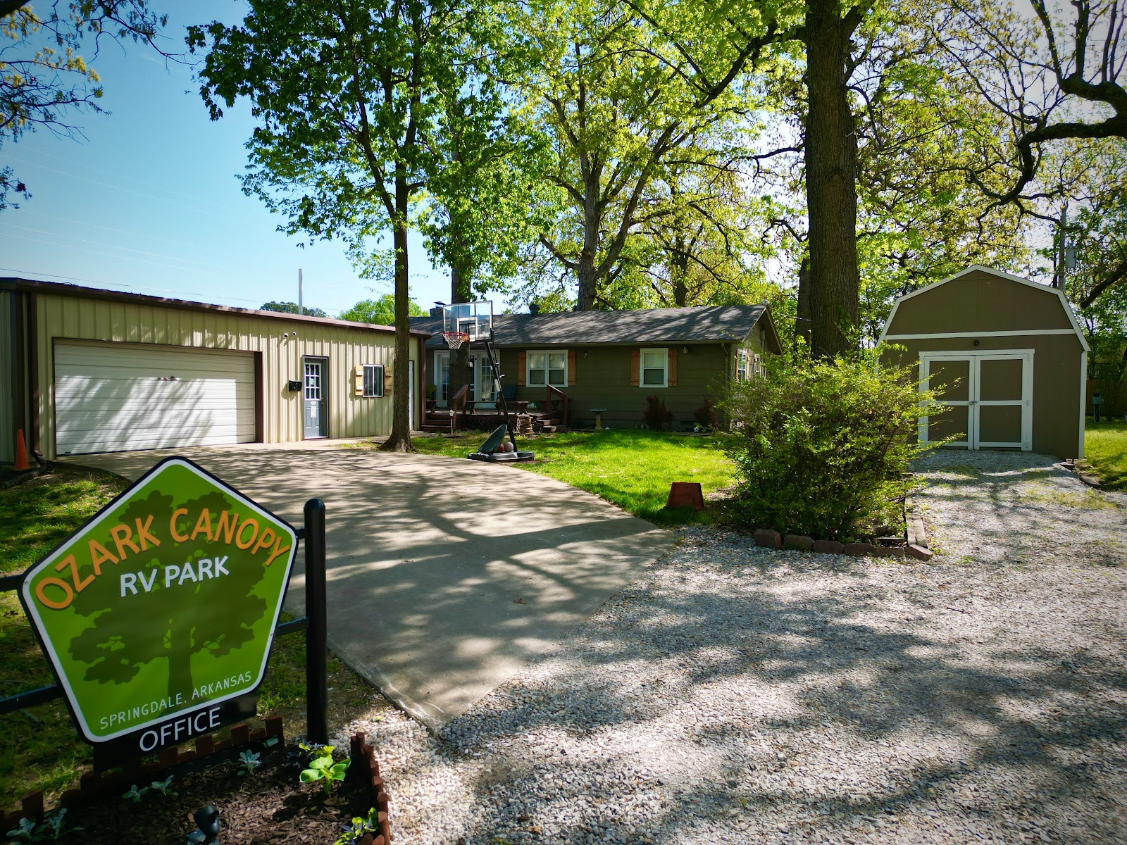 Ozark Canopy RV Park - Springdale