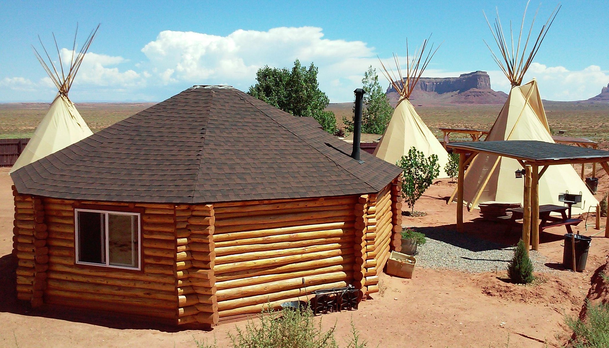Monument Valley Tipi Village