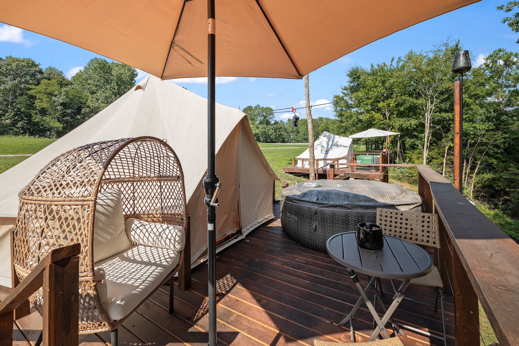 Tennessee Glamping Resort on Center Hill Lake