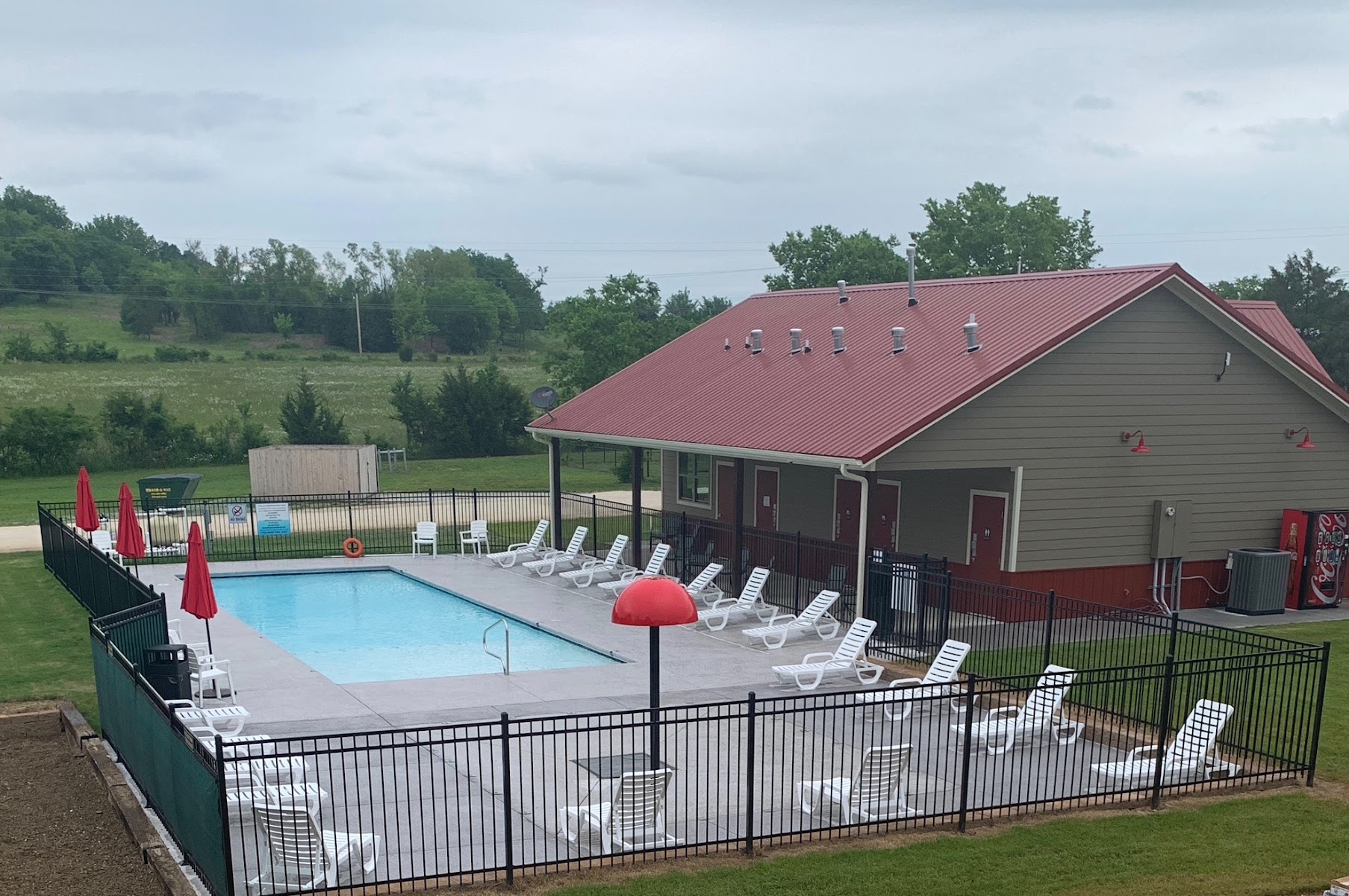 Hog Valley RV & Treehouse Resort