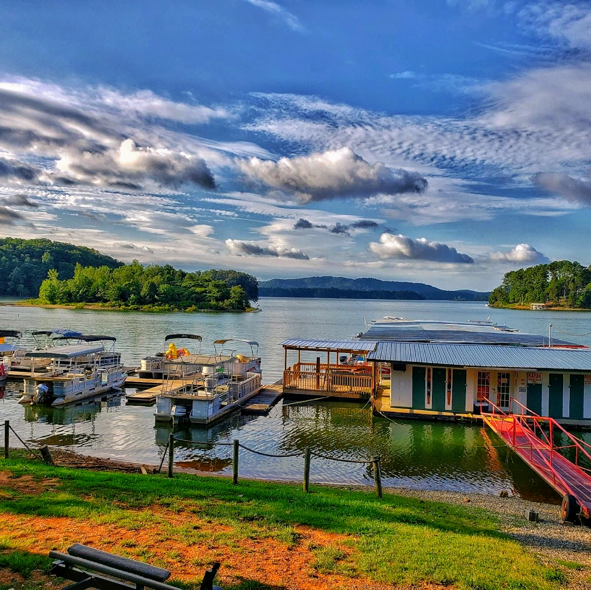 Card'nal Cove Campground and Marina