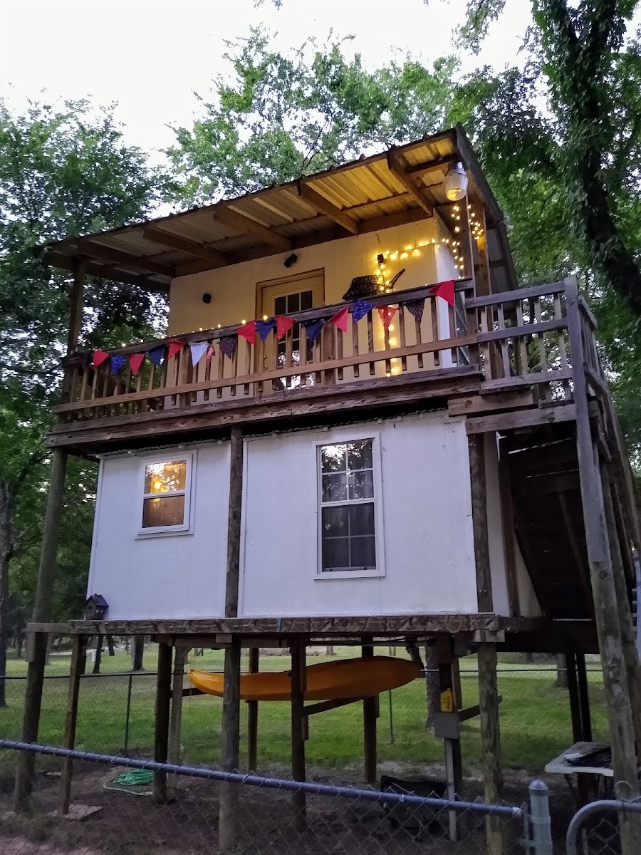 Gypsy Moon Hideaway - RV Park & Campground