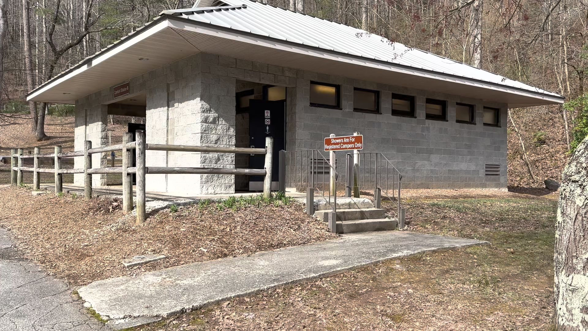 Moccasin Creek State Park Campground