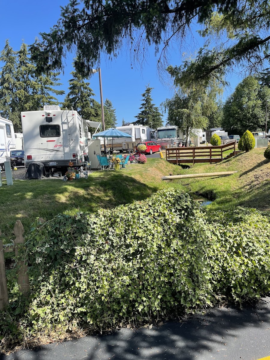 Twin Cedars RV Park