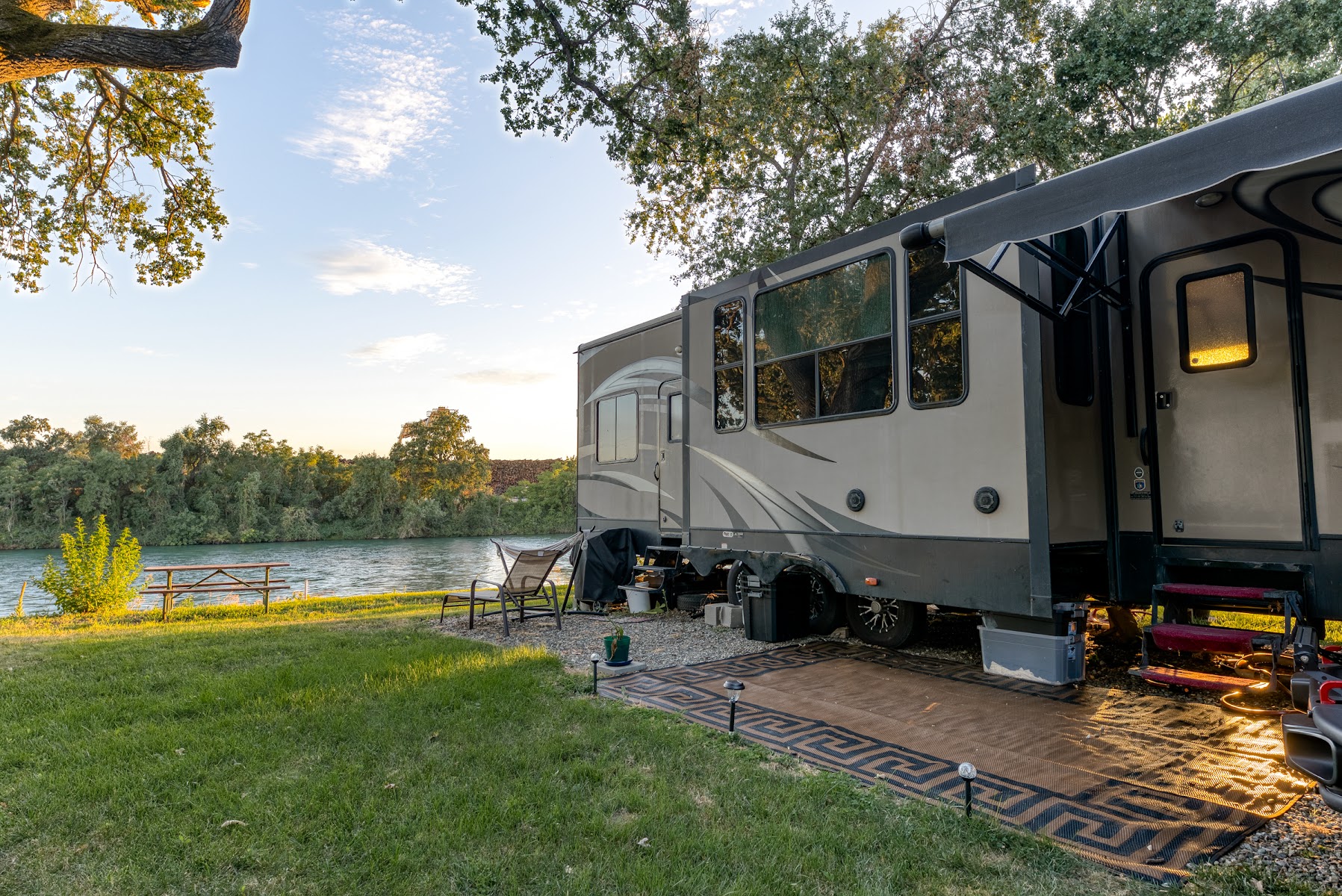 Sacramento River RV Park