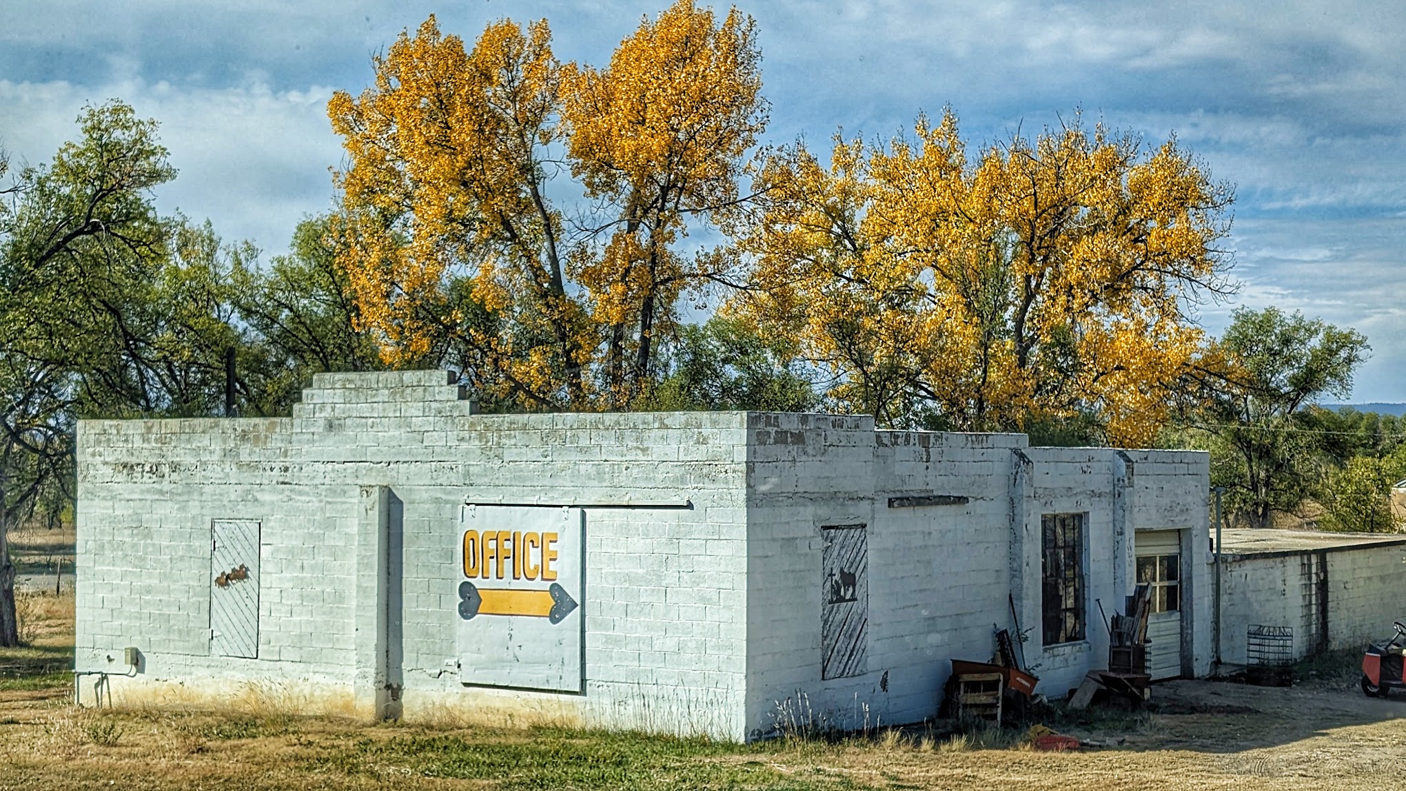 Santa Fe Trail RV Park