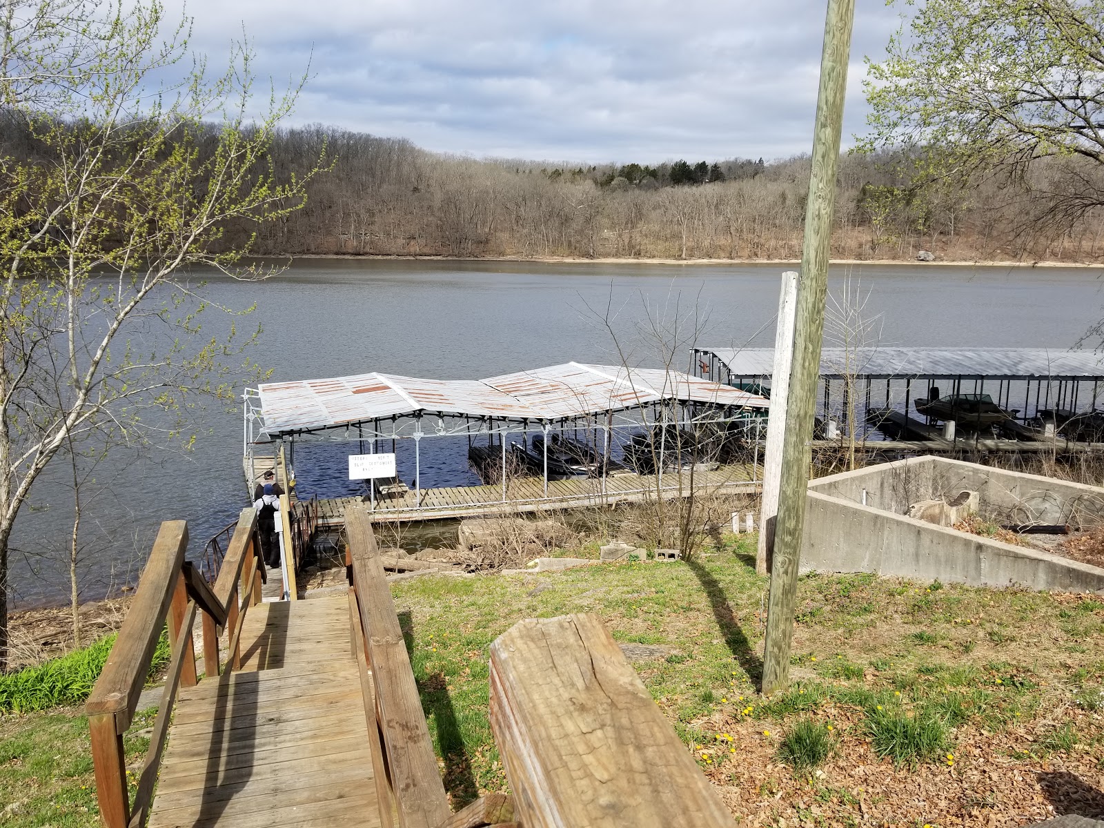 Kolb's LakeSide Resort