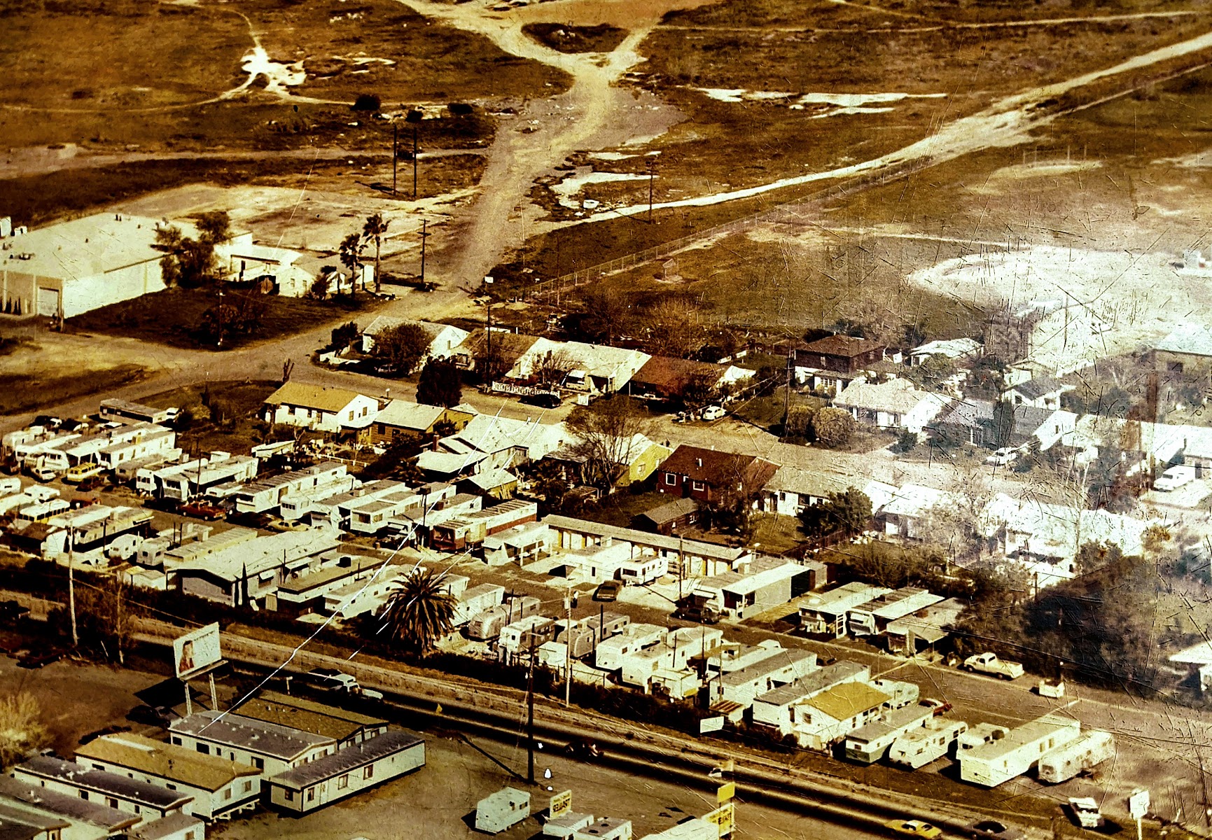 El Camino Mobile Home & RV Park