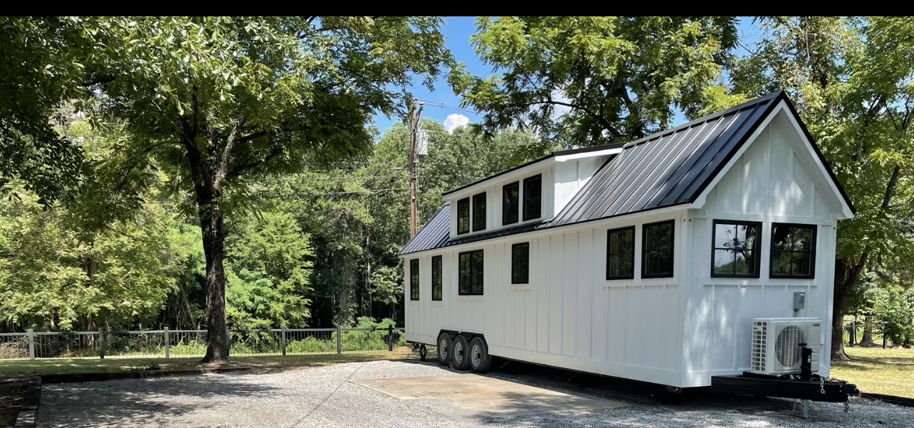 Water's Edge Living RV Park & Tiny Home Village