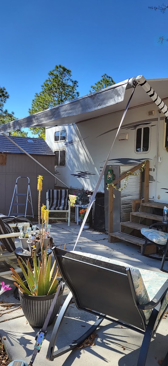 Sandy Oaks RV Park-Mobile Home