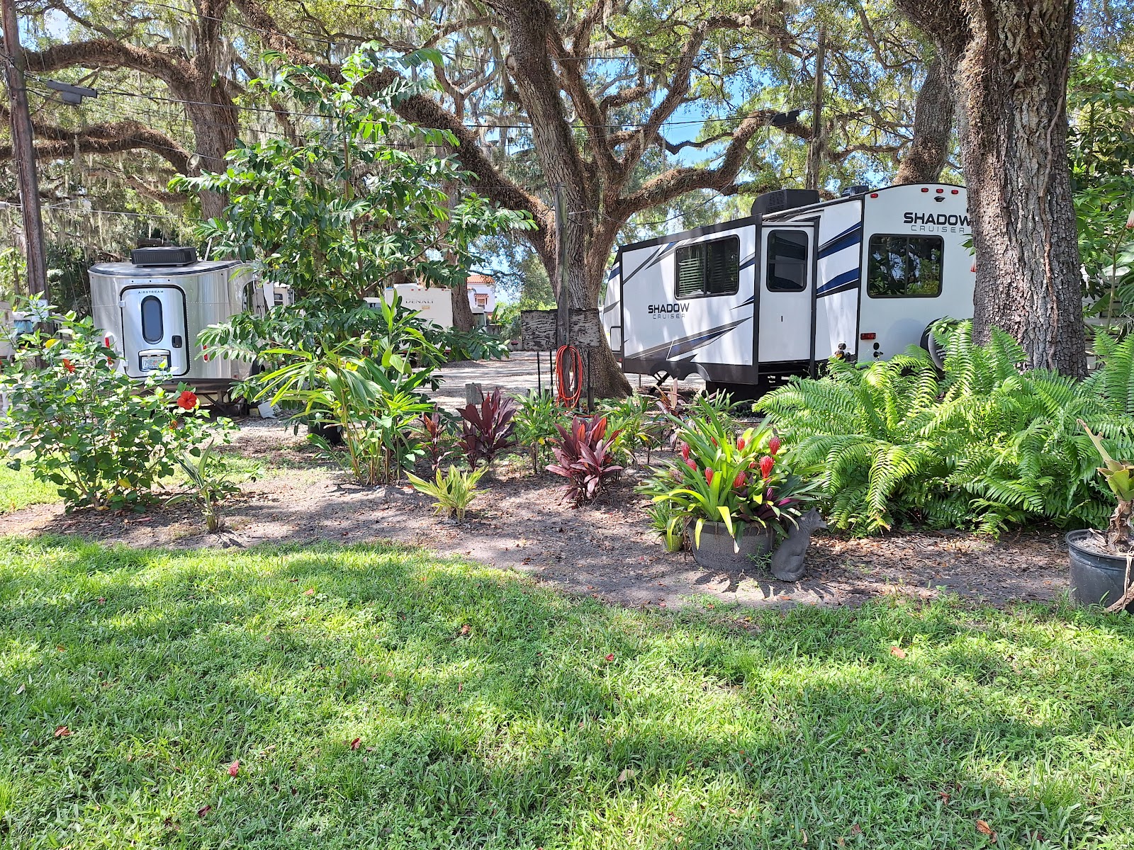 Lazy Oaks RV Park
