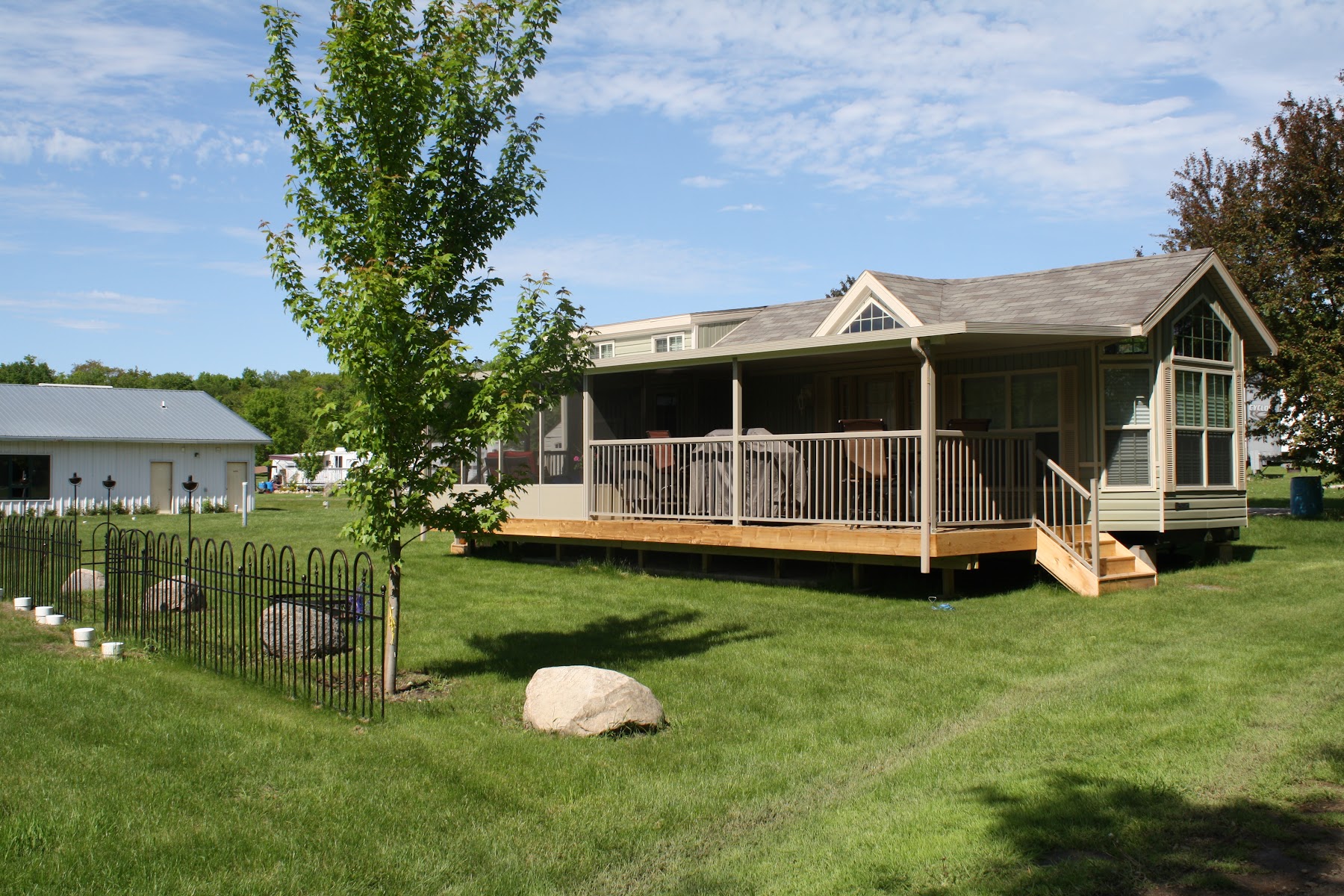 Golden Eagle RV Village
