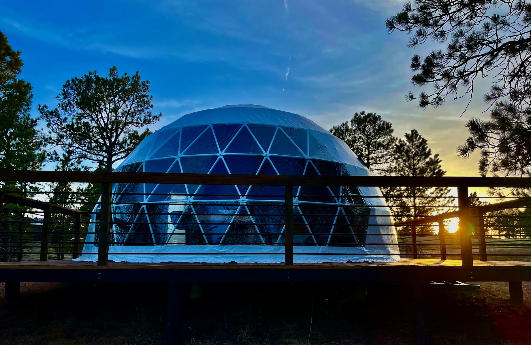 Rushmore Skies Retreat
