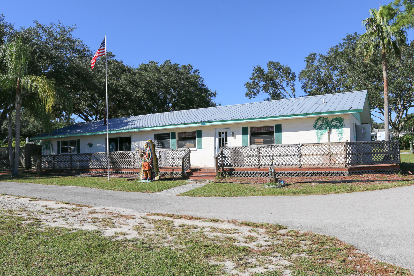 THE OAKS AT ZEPHYRHILLS