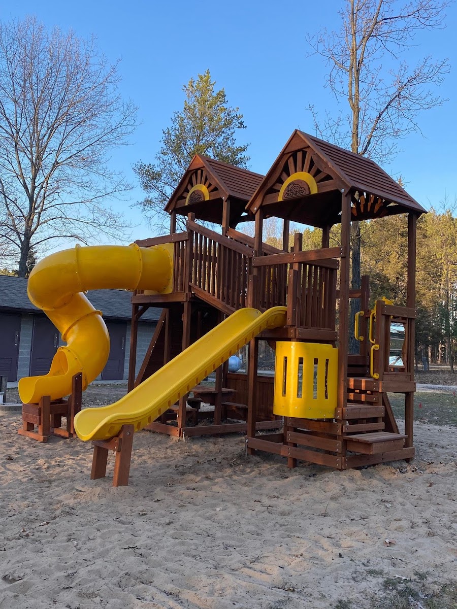 Buffalo Lake Camping Resort