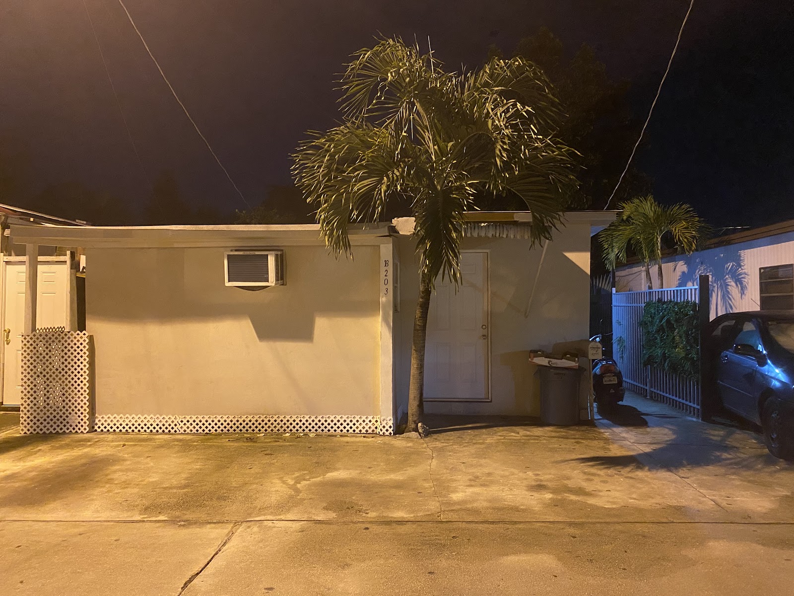 Tropical Mobile Home Park