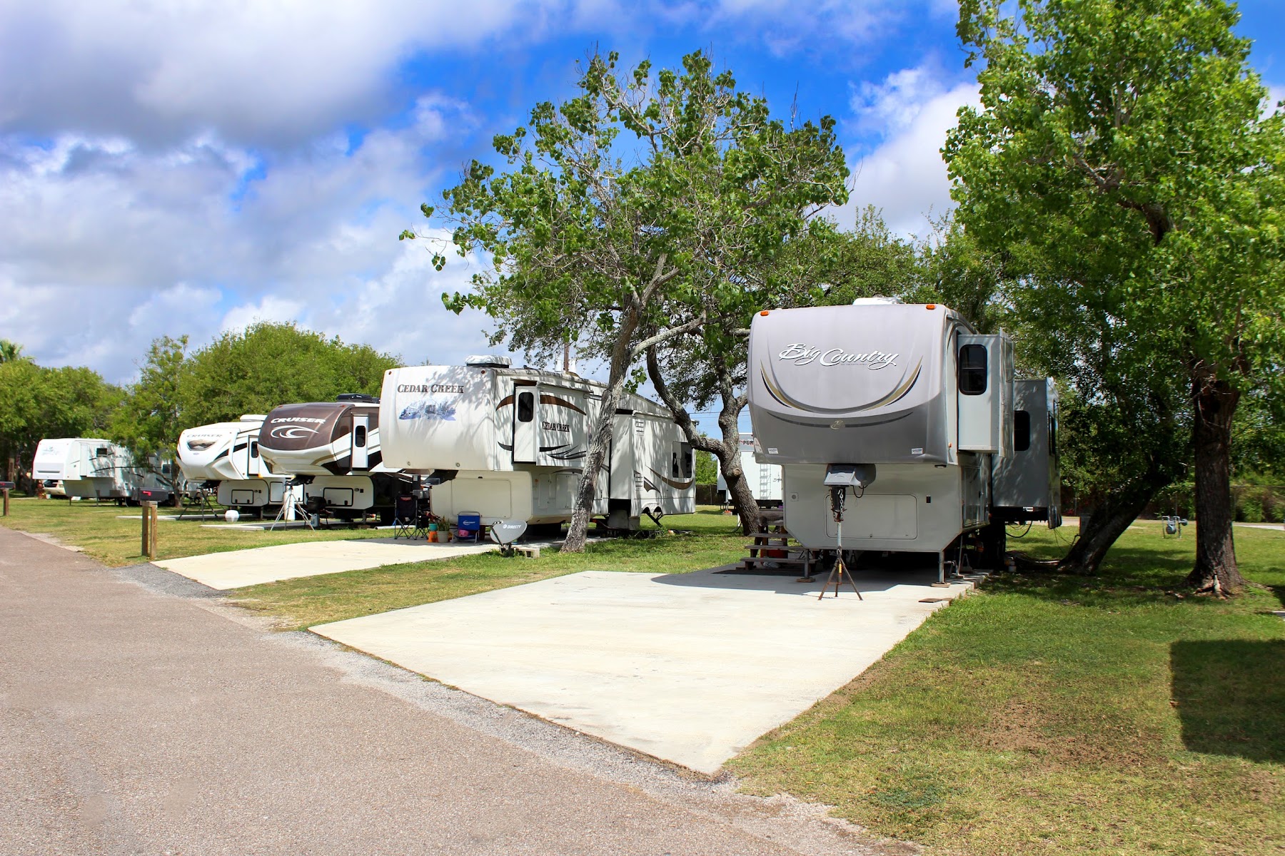 Shady Grove RV & Mobile Home Park