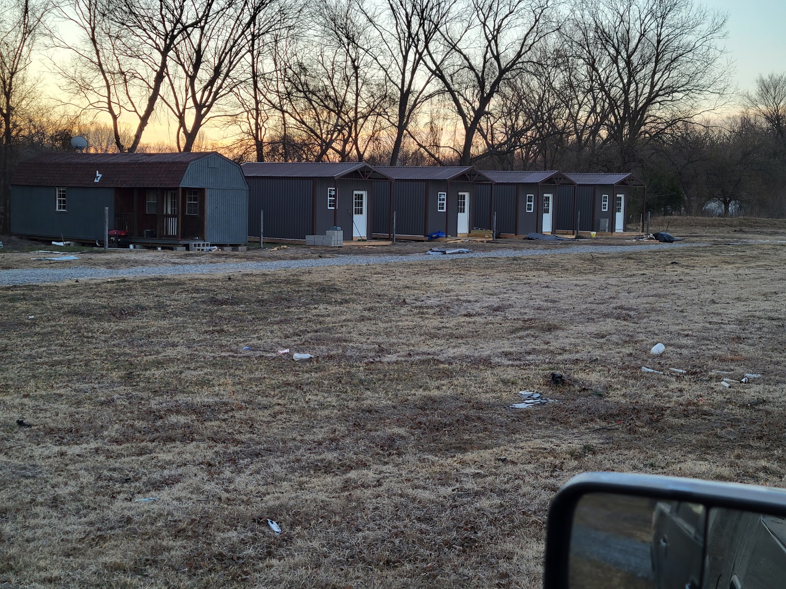 Raceway Rv and Cabins