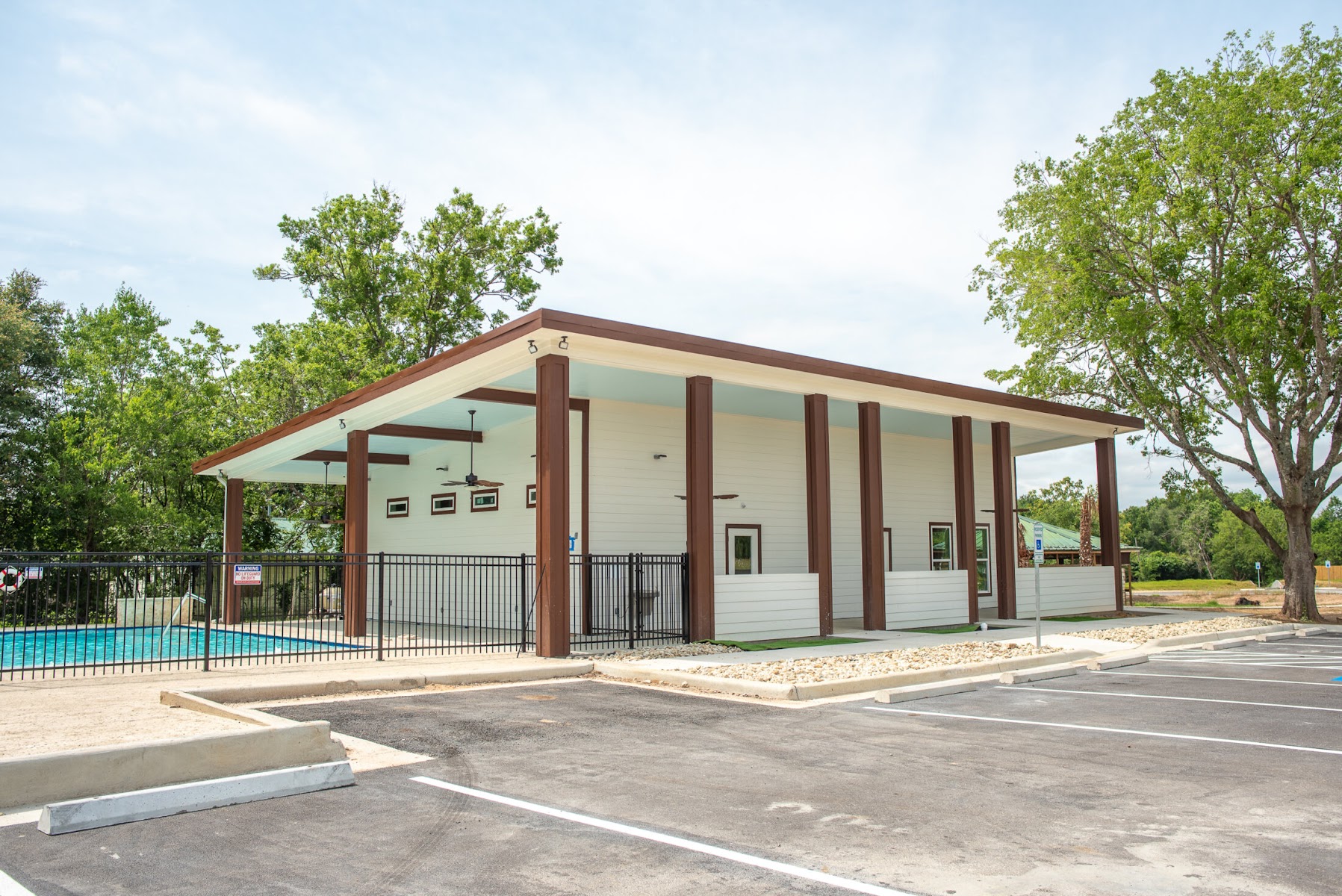Hardy's Resort RV Park - College Station