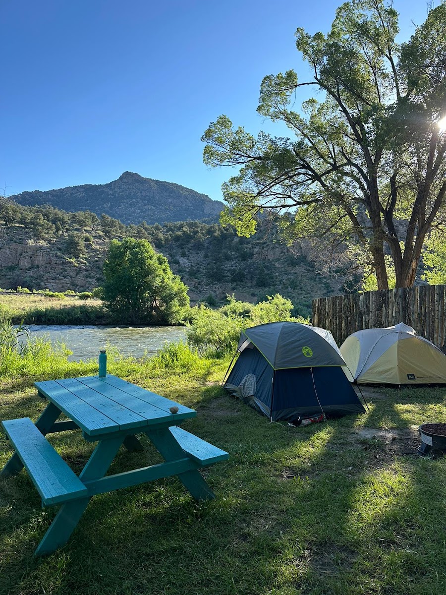 Twin Bridges Campground