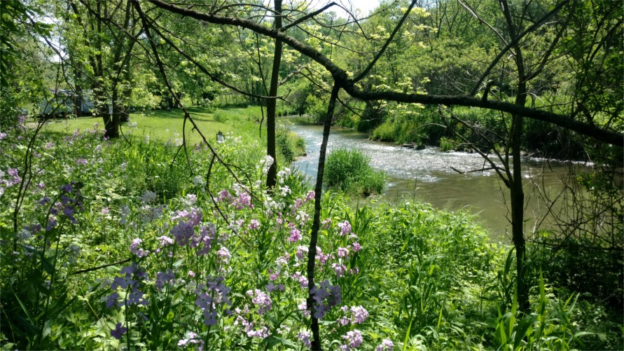 Lost Arrow Campground (55+ seasonal campsites)