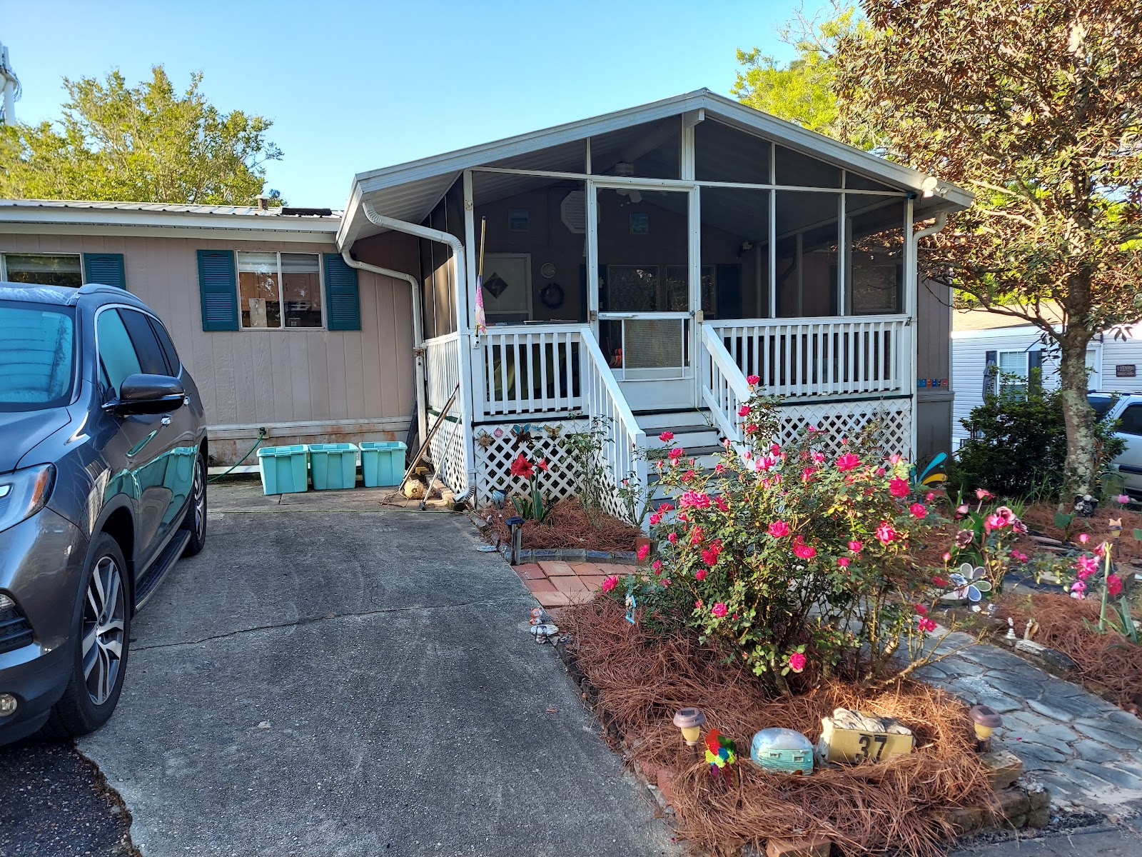Winterhaven Court Mobile Home Park & RV's