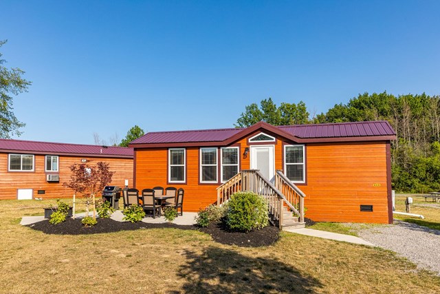 Niagara Falls / Grand Island KOA Holiday