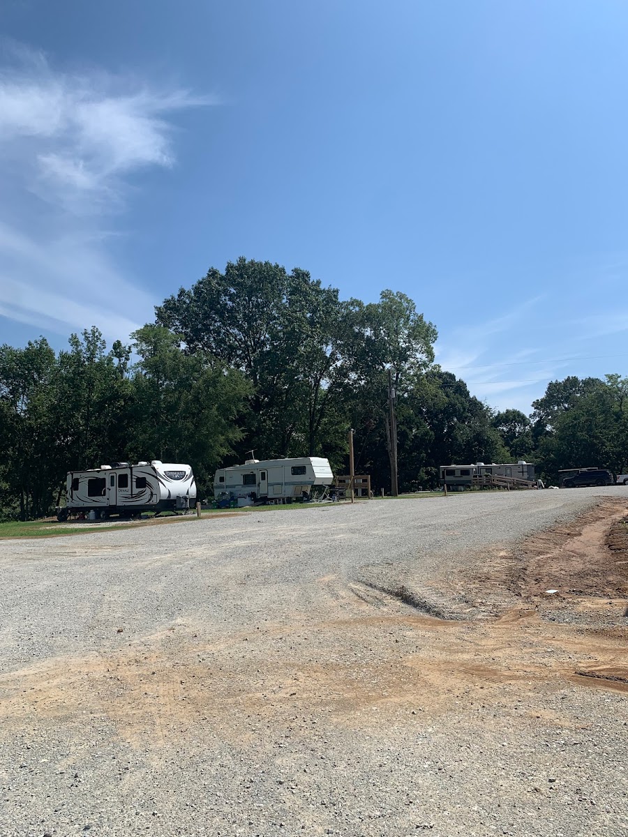 J and H Farms and RV Park