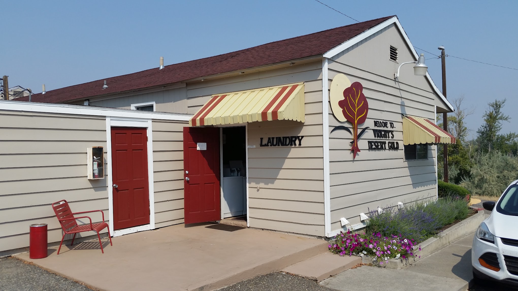 Desert Gold Motel & RV Park