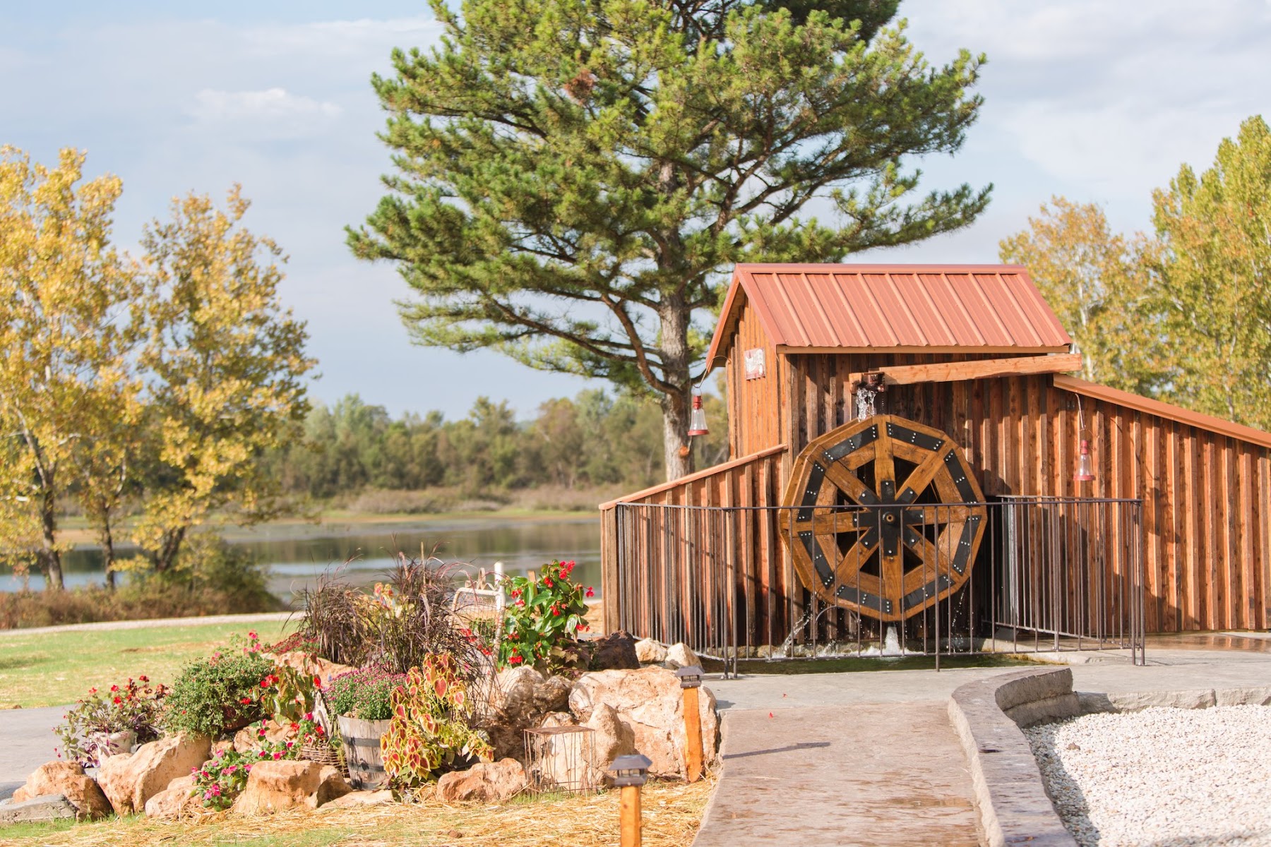 Twin Eagle Lake Estates & Hideout