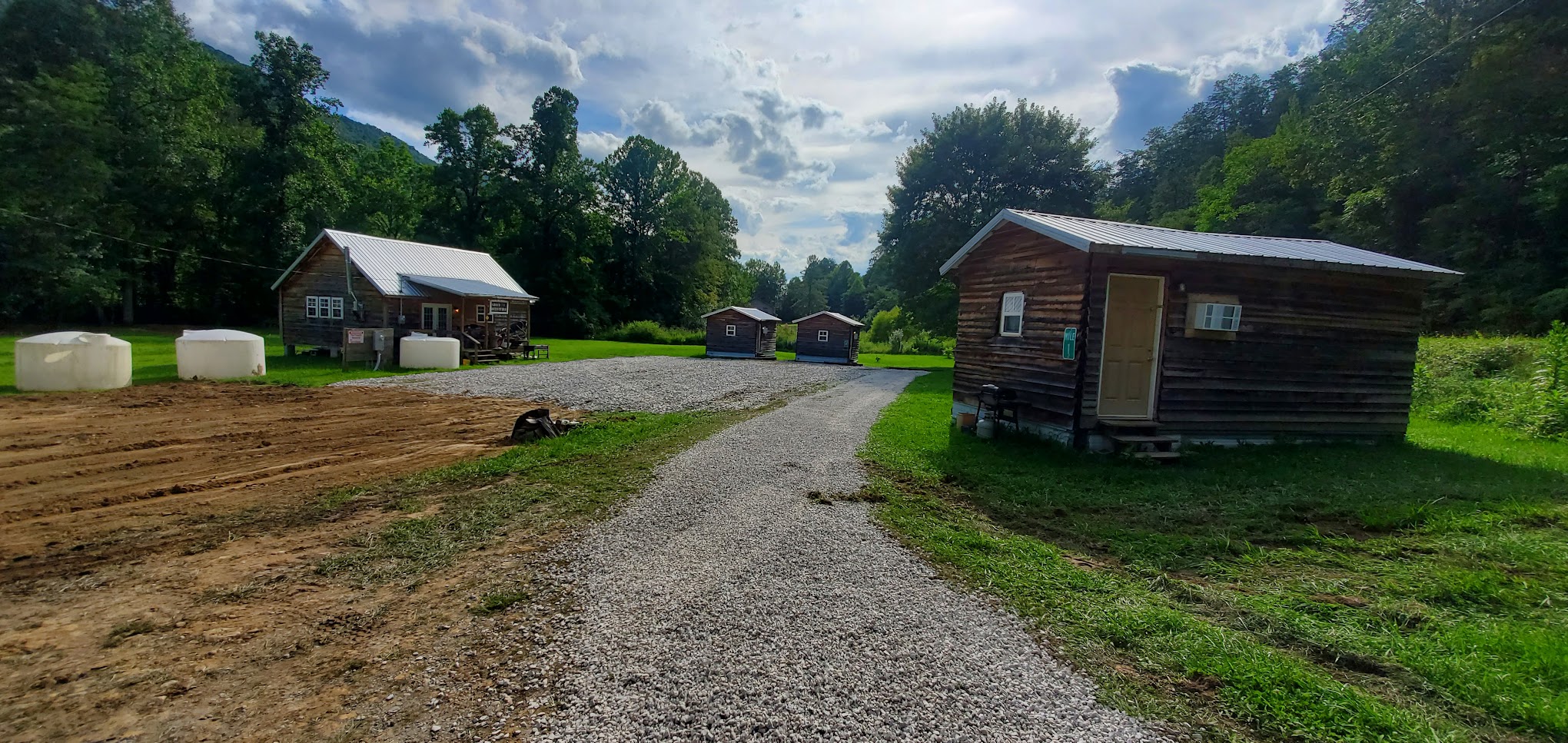 Hillbilly Stays Campground / Grace Elk Outfitters -Elk Camp