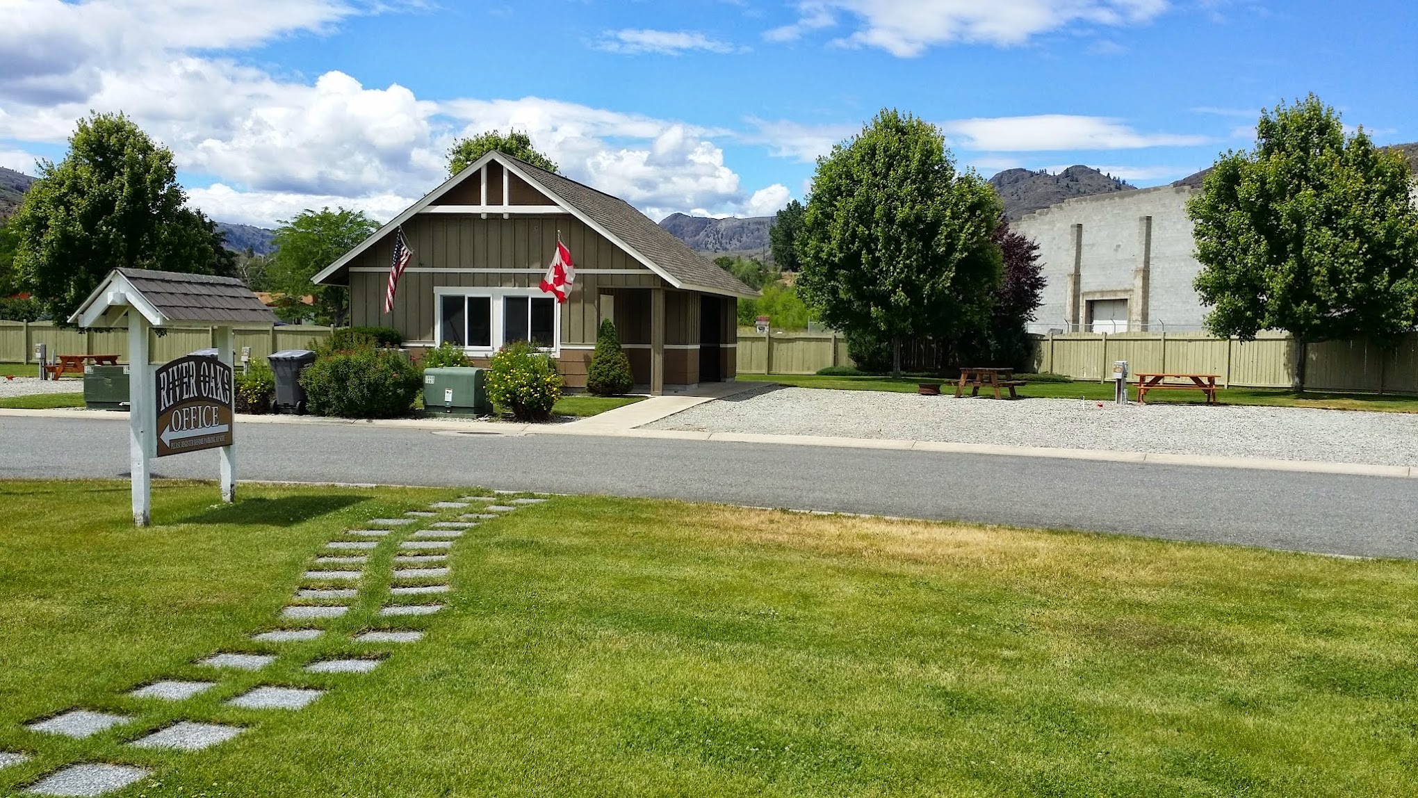 River Oaks RV & Mobile Park