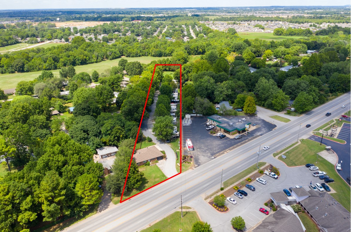 Ozark Canopy RV Park - Farmington