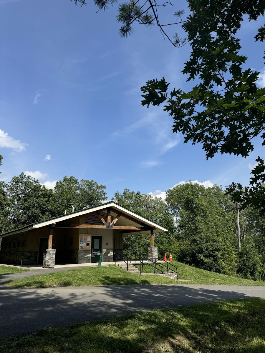Thompson's Lake Campground