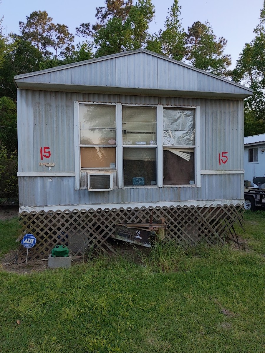 Cleveland Mobile Home and RV Park