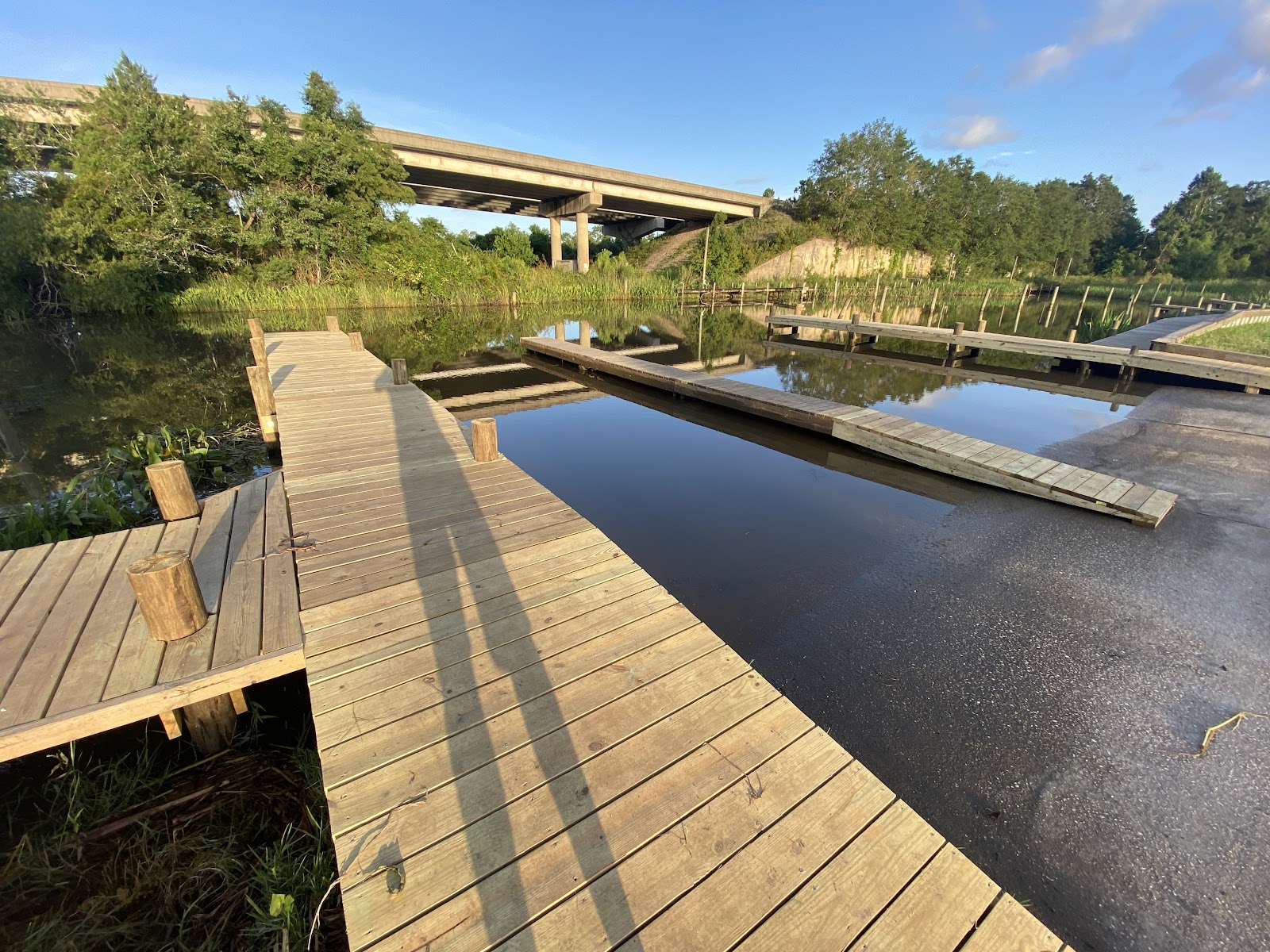 Swamphouse Marina & Rv Park