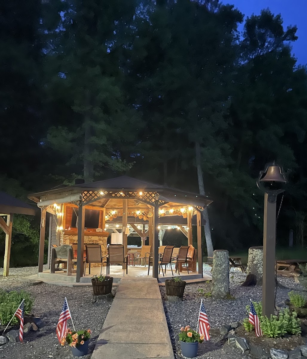 Blue Ridge Falls Rv Resort (Formerly Riverbend RV Resort