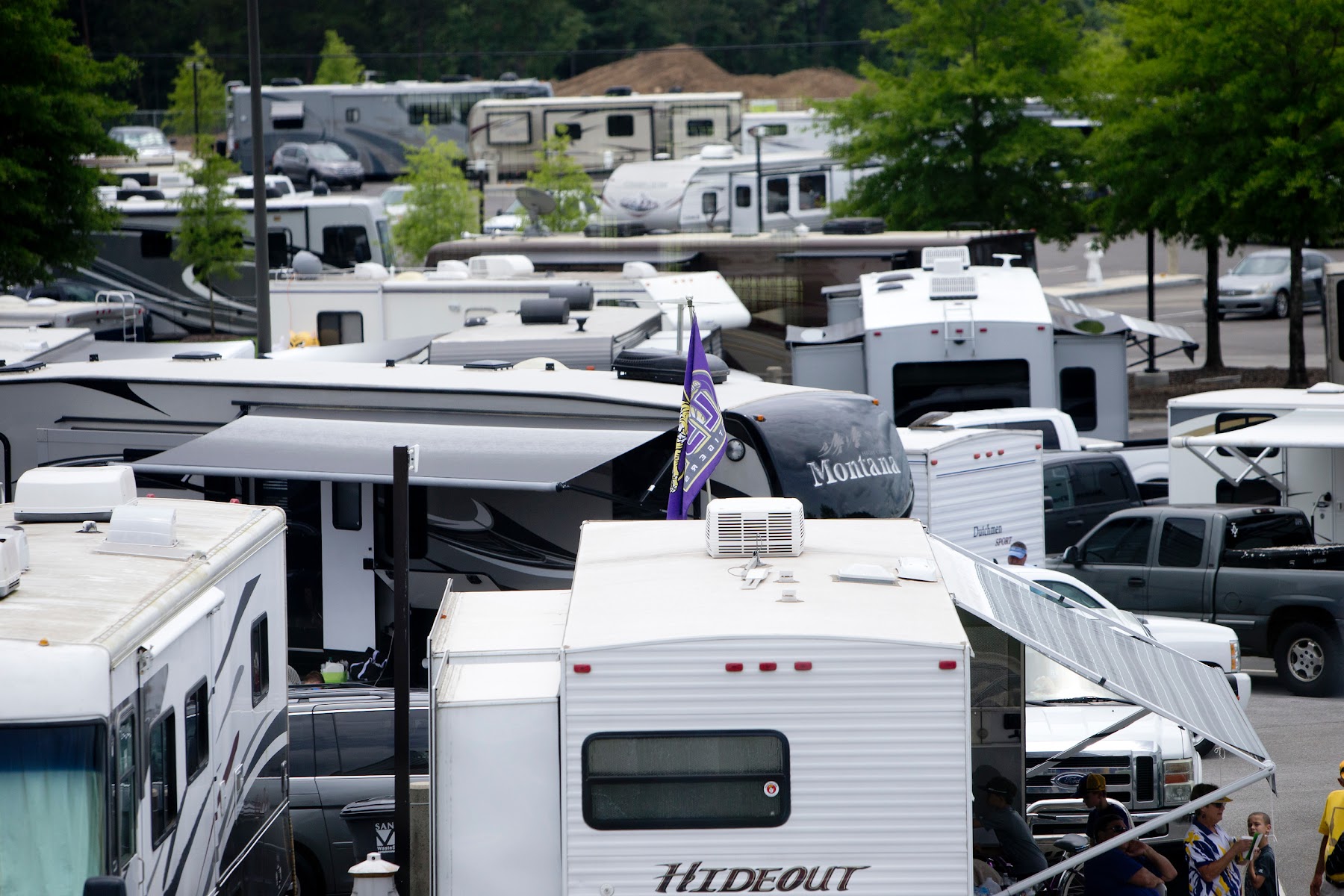 Hoover Met Complex RV Park