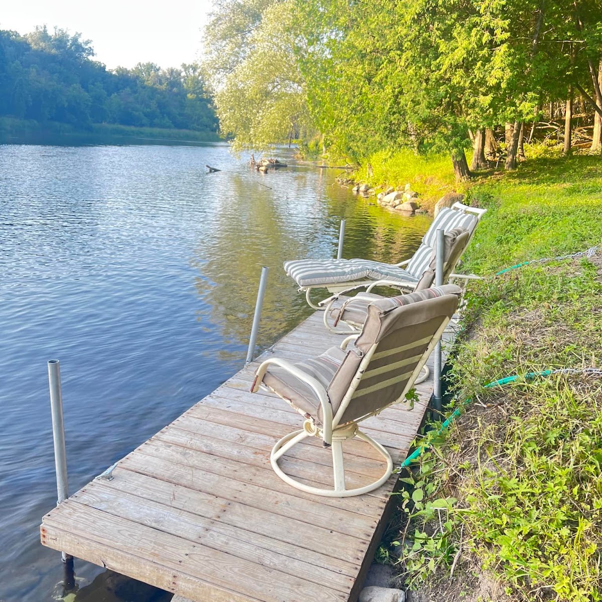 Gray's Riverside Campground