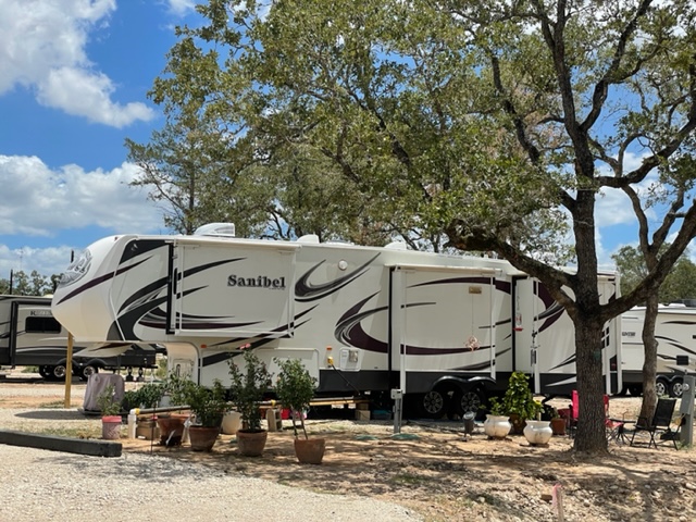 Eagle's Summit RV Park, Bastrop, Texas