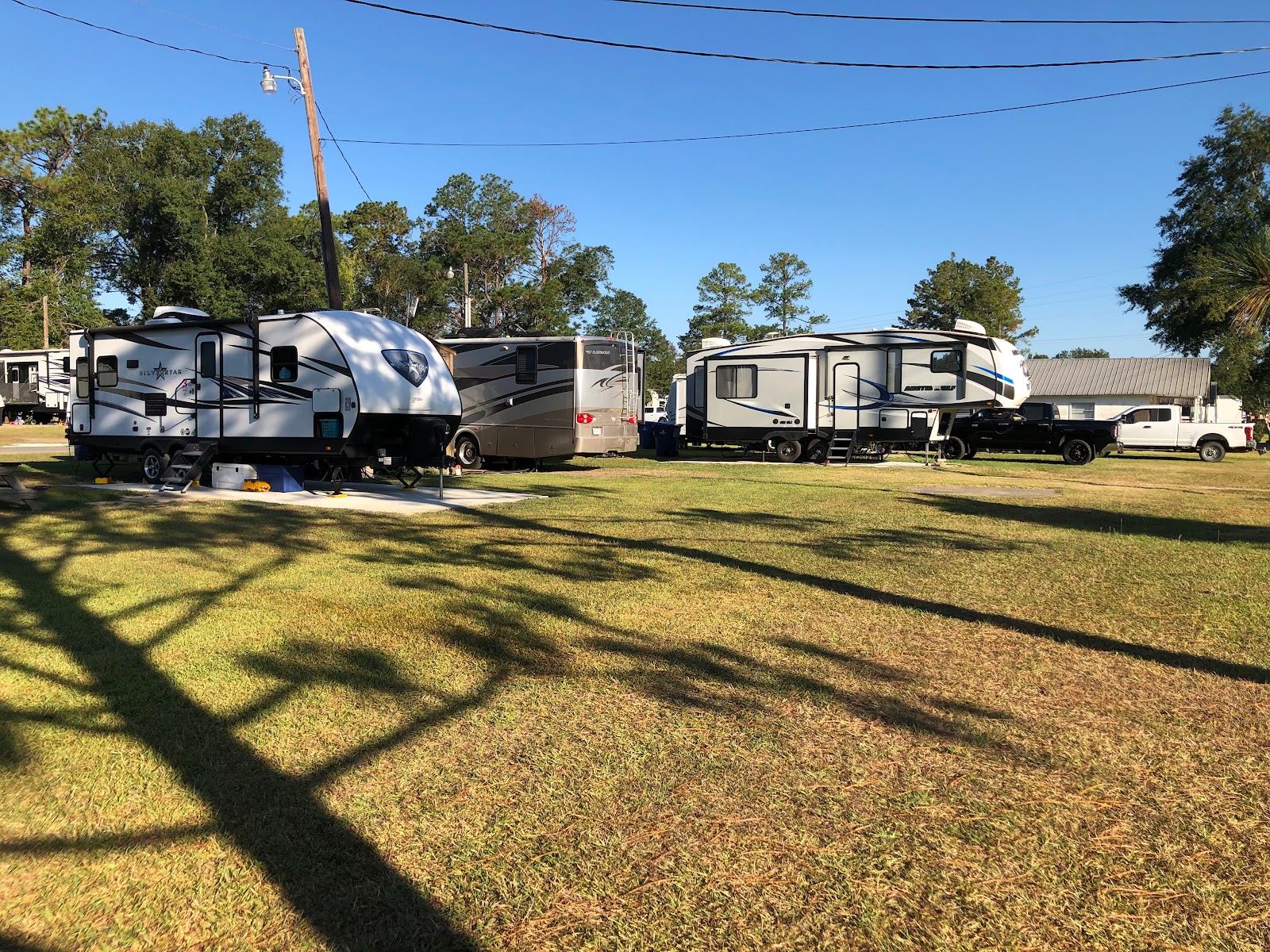 Pine Grove Estates & RV Park