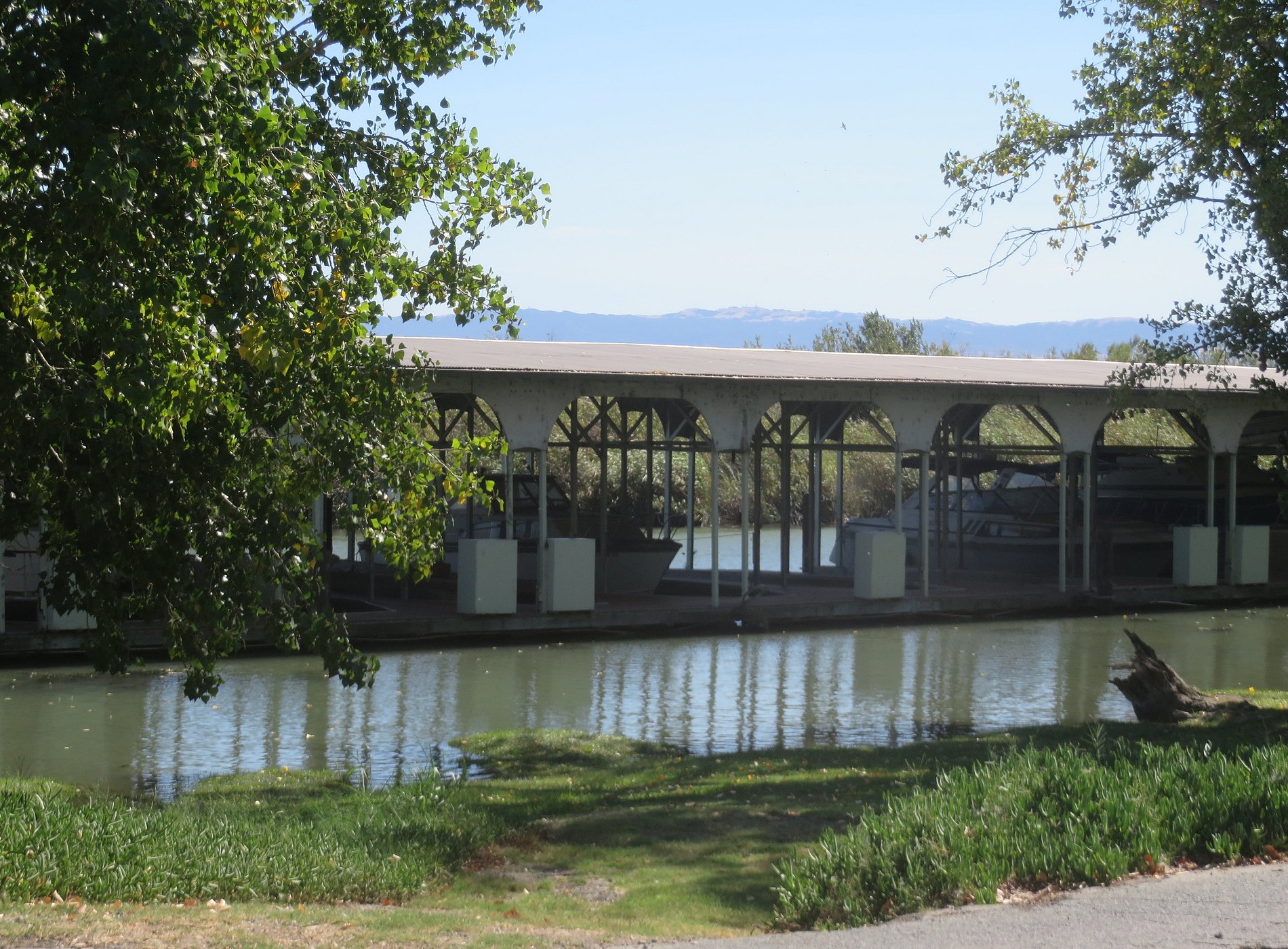 Eddo's Harbor & RV Park