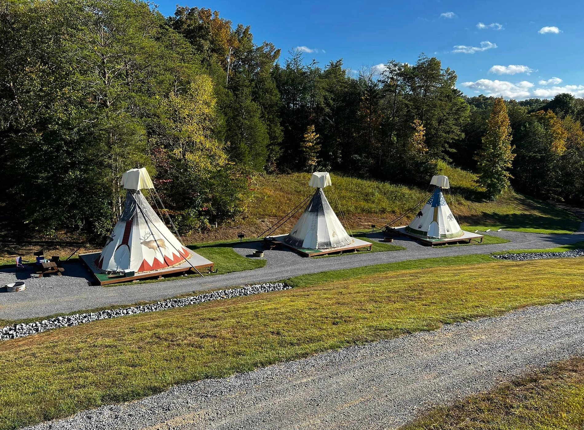 Smoky Hollow Outdoor Resort