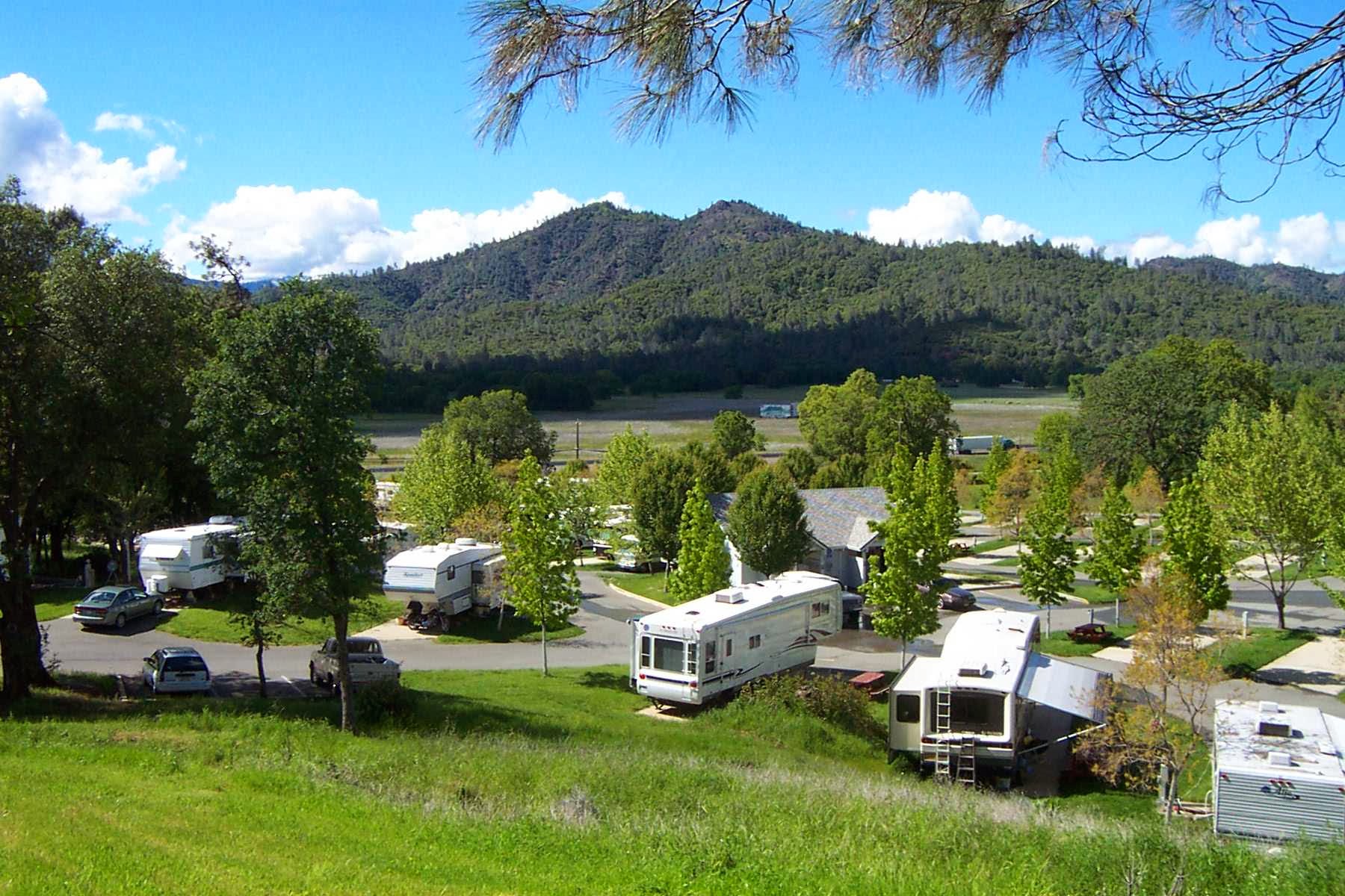 Mountain Gate RV Park and Cottages