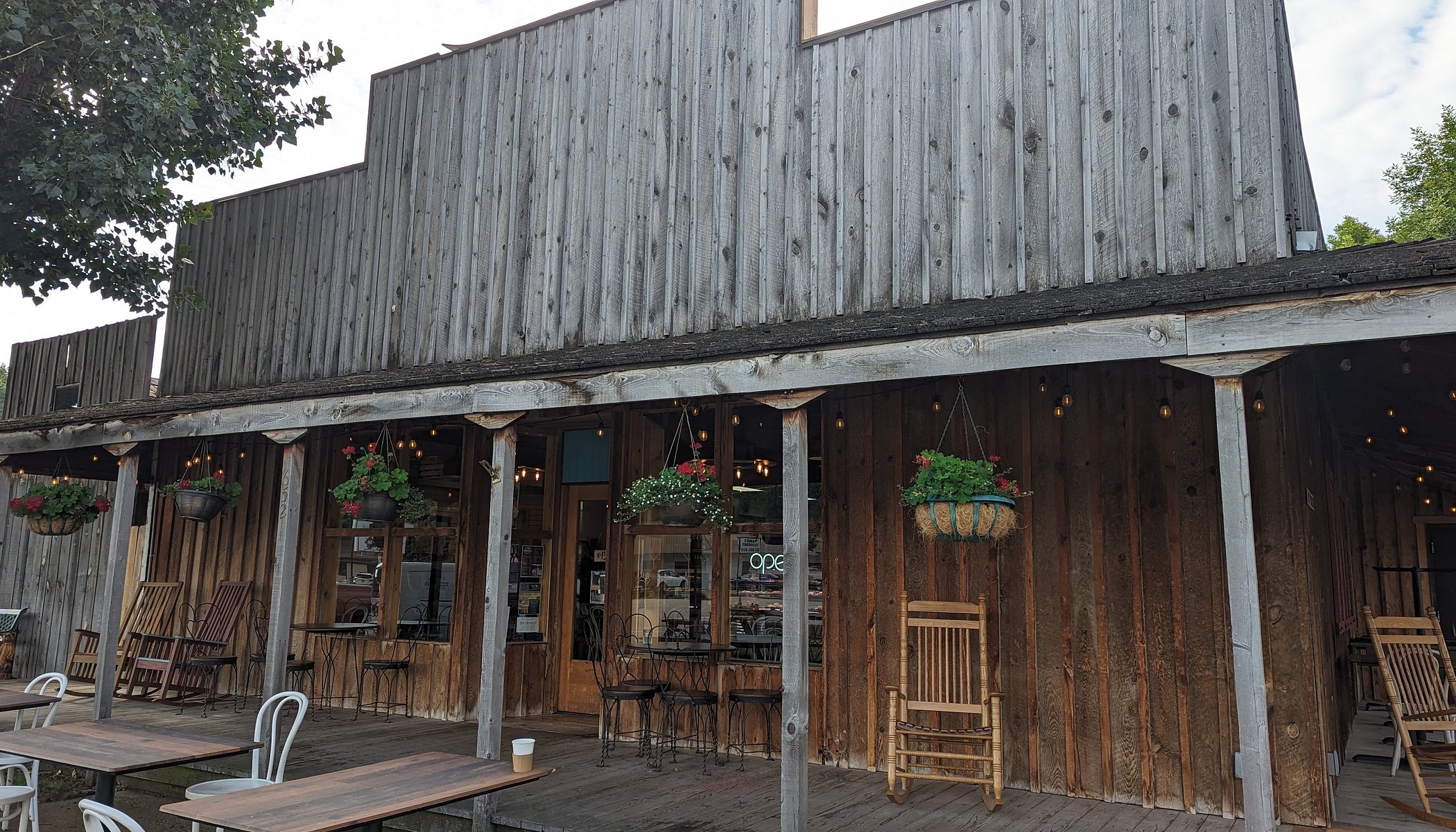 Lazy R Campground & Cabins