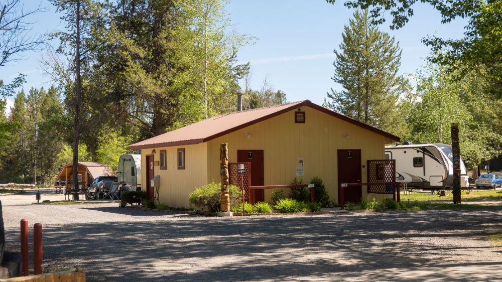 Arrowhead RV Park & Campground, Cascade, Id