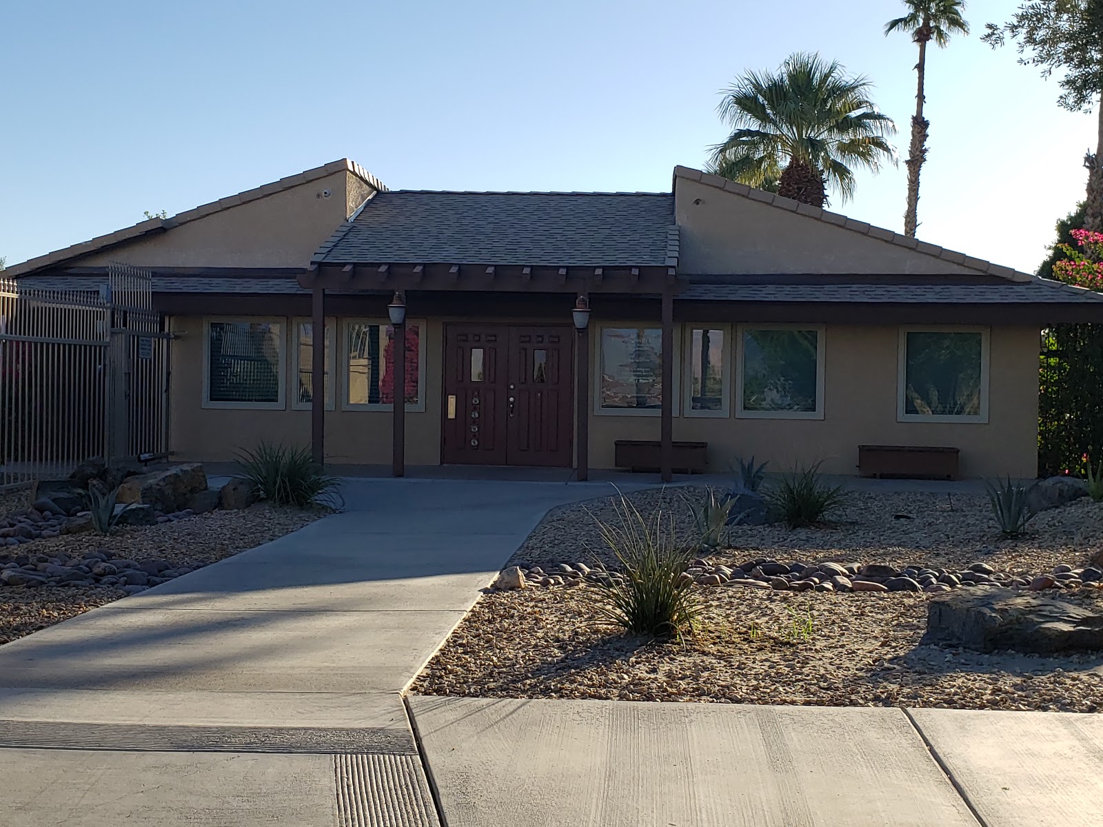 Indio Springs RV Resort(Dogs are under strict regulations)